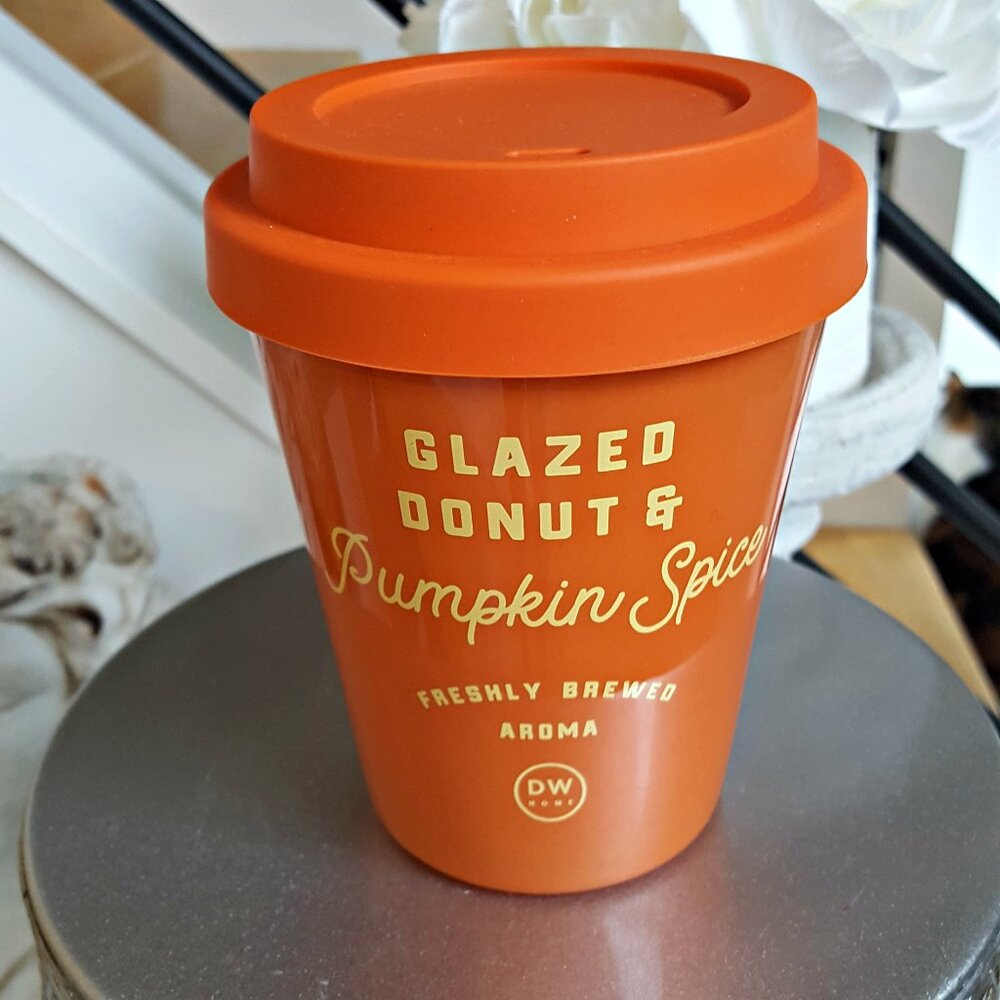 NEW! GLAZED DONUT Pumpkin SPICE CANDLE YUMMY!